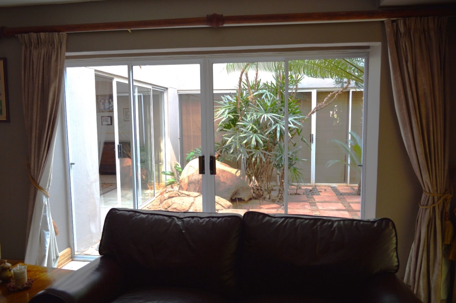 4 Bedroom Property for Sale in Wilkoppies North West